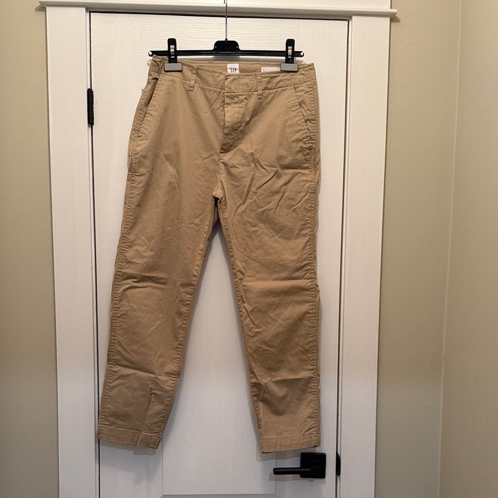 GAP Women’s Downtown Khaki